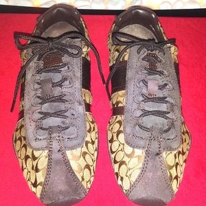 BROWN 🤎 COACH SIGNATURE SNEAKERS 🤎